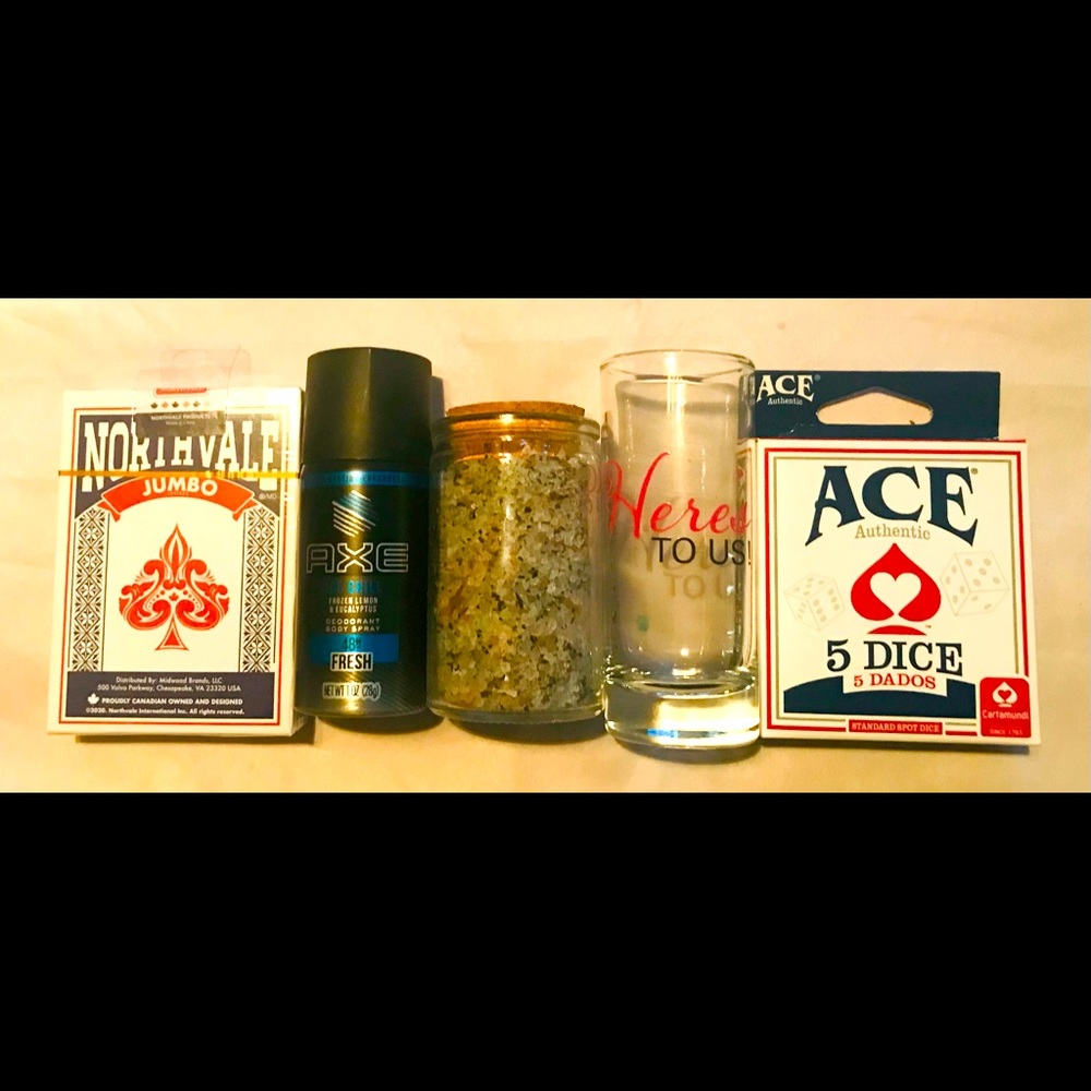 MALE GAME NIGHT KIT
